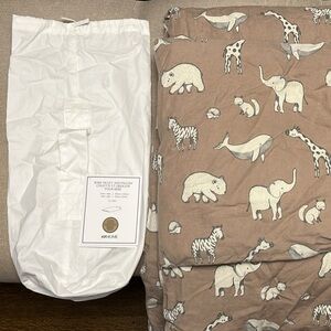 {{h&m}} Baby Duvet & Pillow Set